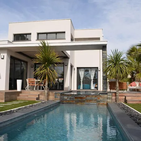 Villa Contemporaine 4 Pieces Avec Piscine, Jardin Et Wi-Fi A Agde, Proche Plage Et Commerces - Fr-1-423-257 Villa Le Grau-d'Agde