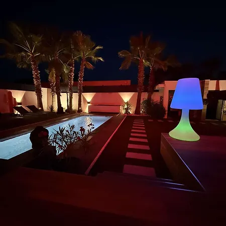 Villa Contemporaine 4 Pieces Avec Piscine, Jardin Et Wi-fi A Agde, Proche Et Commerces - Fr-1-423-257 Le Grau-d'Agde